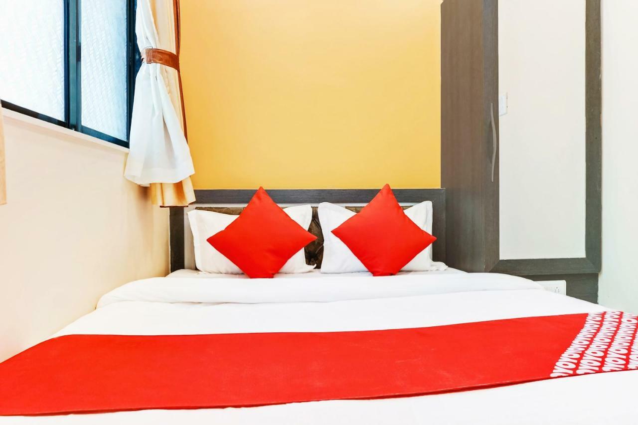 Oyo 29634 Hotel Navalai Pride Ratnāgiri Kültér fotó