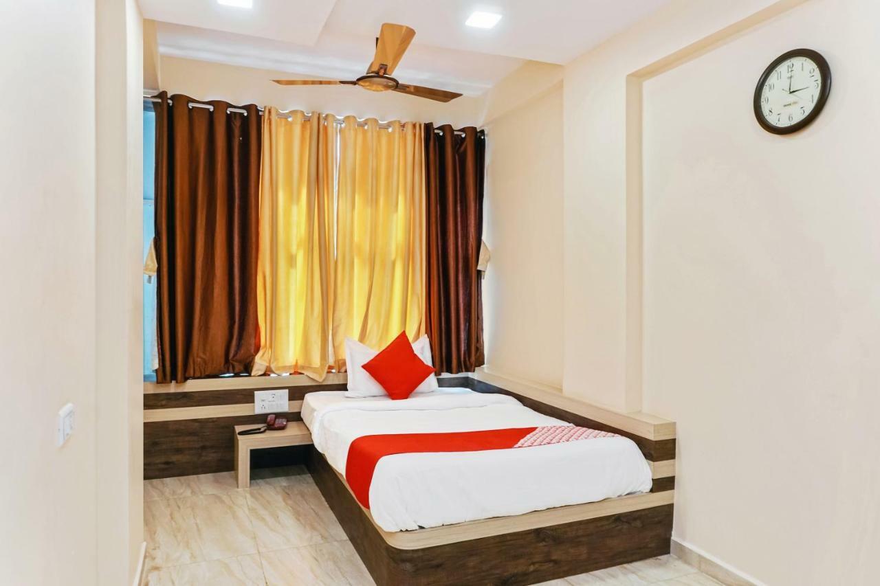 Oyo 29634 Hotel Navalai Pride Ratnāgiri Kültér fotó
